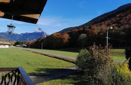 Bernex Ski Chalet | Chalet 'Phidel - 11 Personnes' with Mountain View, Private Terrace and Wi-Fi