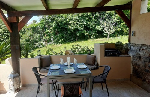 Tordera Apartment | Chalet Pleine Nature: Family-Friendly Retreat Near the Sea