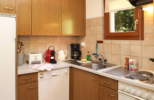 Lens House | Relax at Praline by Interhome: Pet-Friendly with Spa & Lake Views