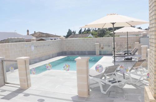 Campano House | Experience Chalet Puente Tabla: Family-Friendly Retreat