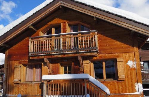 Le Praz Apartment | Comfortable 4-Room Apartment in Courchevel for Families