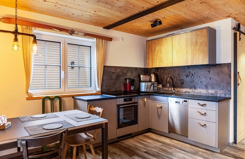 Farchant Ski Chalet | Inviting Chalet Rauschn: Mountain Views, Whirlpool & Spa