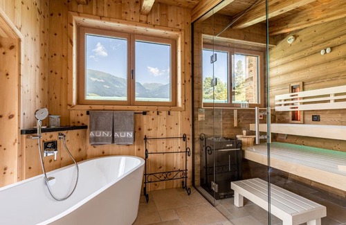 Ramsau im Zillertal Ski Chalet | Experience Chalet Residenz Zillertal Mühlermoos Bliss
