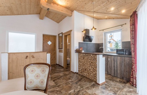 Fieberbrunn Ski Chalet | Experience Scenic Comfort at Resort Hanni Chalet Schlößl