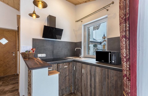 Fieberbrunn Ski Chalet | Experience Scenic Comfort at Resort Hanni Chalet Schlößl