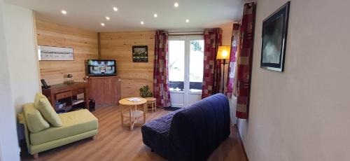 Gresse-en-Vercors House | Child-Friendly Chalet Roche Rousse - Rated 8.9/10 by Guests