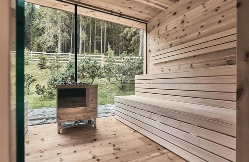 Racines Ski Chalet | Relaxing Forest Chalet with Mountain Views & Private Terrace