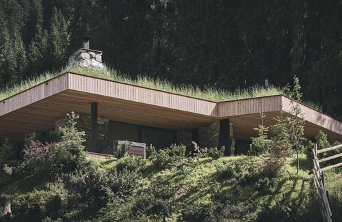 Racines Ski Chalet | Relaxing Forest Chalet with Mountain Views & Private Terrace