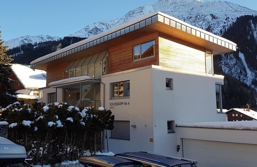 Sankt Anton am Arlberg Apartment | Chalet Schloßkopf "Rendl" with Ocean View & Pet-Friendly Stay