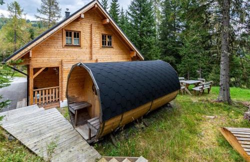 Albeck Ski Chalet | Family-Friendly Retreat at Chalet Schwabenhütte - 10/10 Review