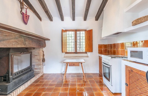 Bunyola Ski Chalet | Indulgent Chalet 'Ses Llebres' with Private Pool & Wi-Fi