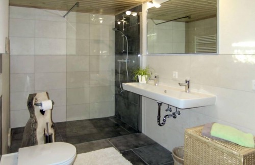 Mitterberg House | Discover Chalet Simon: 9.6/10 Rated with Lake View & Spa
