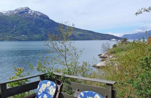 Vallavik Ski Chalet | Family-Friendly Chalet Slåttenes - FJH415 with Top Ratings