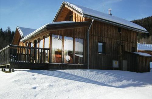Stadl an der Mur Ski Chalet | Family-Friendly Retreat at Chalet Snow Bunny - Rated 8.7/10