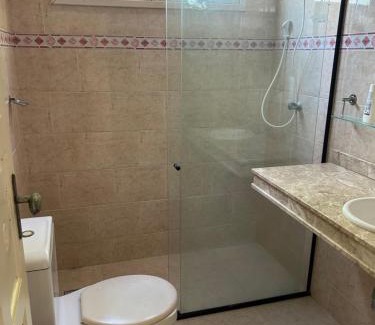 Ipitanga House | Family-Friendly Chalet Sol Nascente for Memorable Stays