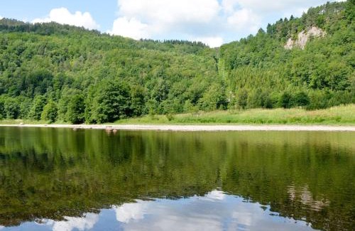 Lyngdal Ski Chalet | Cozy Chalet Solskinn: Family & Pet Friendly Retreat