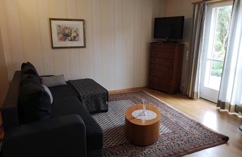 Schwanden bei Brienz Apartment | Pet-Friendly Chalet Sonnenblick: Family Getaway Awaits!