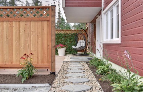 Lac-Superieur Villa | Relaxing Chalet SPA SAUNA Tremblant with Spa & Hot Tub