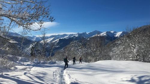 Saint-Michel-de-Maurienne Ski Chalet | Chalet St Michel de Maurienne: Guest Rated 9.9/10 & Family-Friendly