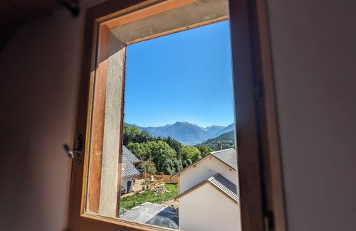 Saint-Chaffrey Ski Chalet | Experience Chalet STELLA: Eco-Friendly Retreat with Spa