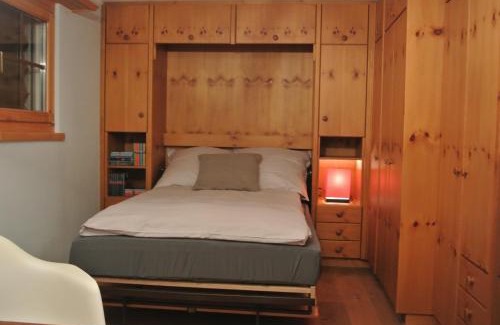 Meierhof Apartment | Chalet Studio - Premier Amenities in Prime Davos Location
