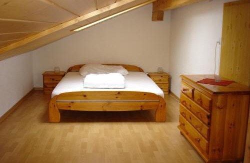 Sigriswil Apartment | Discover Chalet Sunneschyn: Pet-Friendly & 9.3/10 Rated Stay