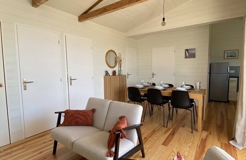 Gruissan Plage Ski Chalet | Chalet sur Pilotis: Pet Friendly with Oceanfront Views
