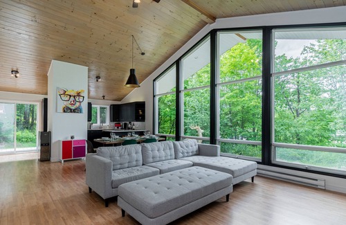 Saint-Raymond Ski Chalet | Chalet, swim spa, billiards and fireplaces at Lac Sept-Îles