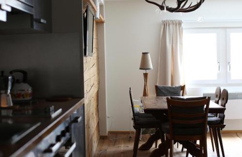 Andermatt Ski Chalet | Elegant Chalet Swiss Andermatt: Pet & Child Friendly Stay