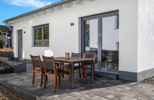 Heimbach House | Book Your Stay at Chalet Terraluna - 9/10 Guest Rated Retreat