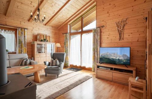 Sankt Johann in Tirol Ski Chalet | Top-Rated Chalet Terry: Family-Friendly with Hot Tub Access