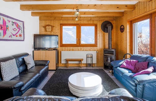 Mayens-de-Riddes Ski Chalet | Chalet Theo - Four Bedroom Chalet, Sleeps 6