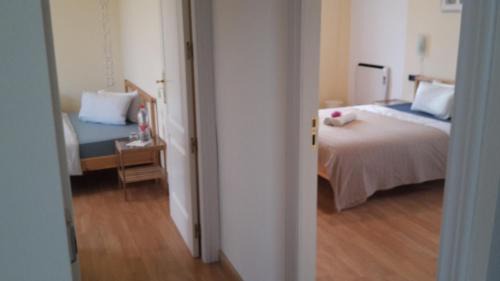 Alhendin Bed & Breakfast | Top-Rated Chalet Trolio Bed & Breakfast Awaits You