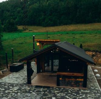 Plavya Ski Chalet | Chalet Tukhlya