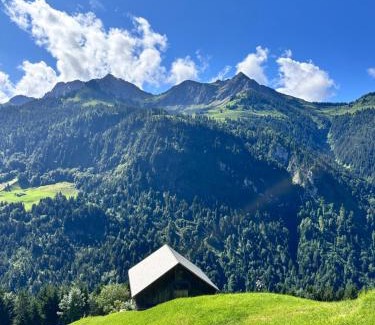 Sonntag Apartment | Kid-Friendly Retreat at Chalet Urban - Guest Rated 9.8/10