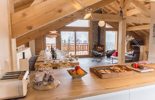 Montgenevre Ski Chalet | Discover Chalet Vail: Ideal Retreat for Groups in Montgenevre