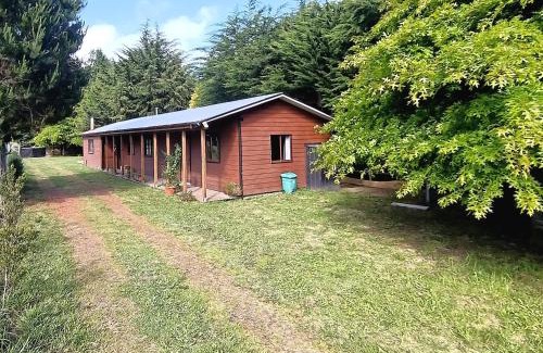 Valdivia House | Pet-Friendly Chalet Valdivia with Hot Tub & 10/10 Guest Rating