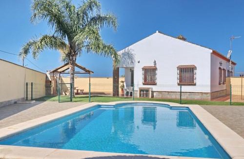 Conil de la Frontera Ski Chalet | Exceptional Chalet Vigía 114 with Pool & Family Amenities