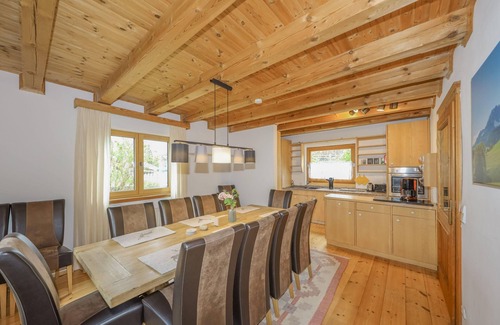 Oberndorf bei Kitzbuhel House | Experience Comfort at Chalet Villa Rosa in Kitzbühel
