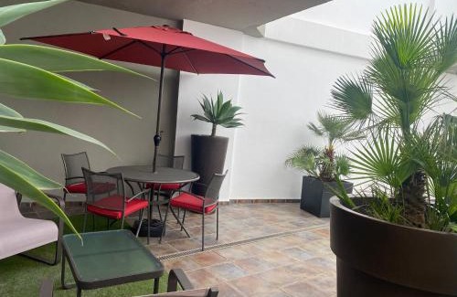 Faro de Cullera Apartment | Beachfront Villa with Ocean Views & Breakfast Included