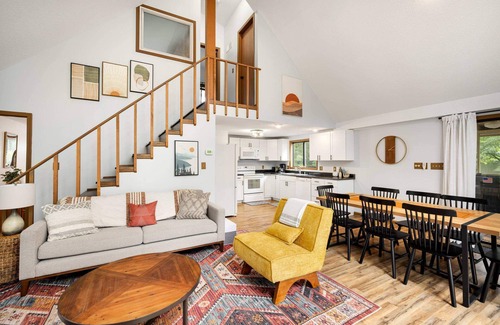The Woods Ski Chalet | Chalet w Hot Tub, Deck, Fire Pit, Wifi, Resort Fun