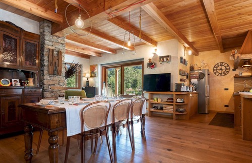 Piode Villa | Chalet Walser 4+2: Family-Friendly Getaway with Spa & Kitchen