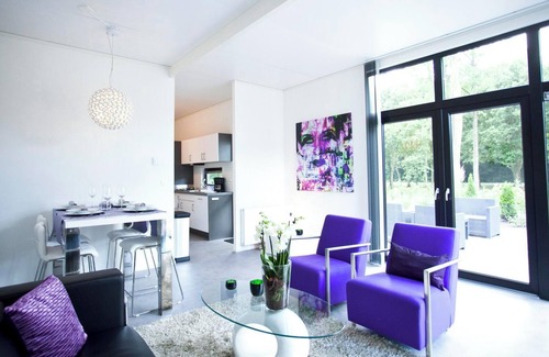 Velsen-Zuid Ski Chalet | Cozy 2-Bedroom Chalet with Terrace and Family-Friendly Amenities
