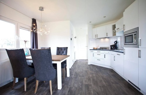 Nijkerk House | Pet-Friendly Chalet with Terrace & Top 10/10 Guest Rating