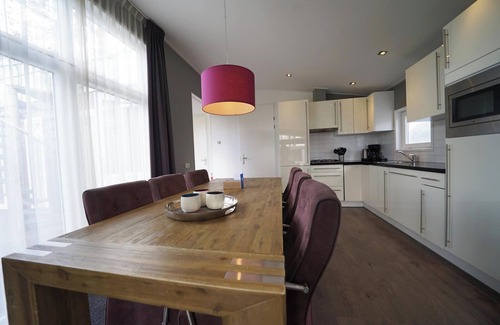 Susteren House | Chalet with 3 bedrooms and a terrace