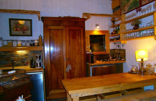 Premanon Ski Chalet | Refined Chalet: Steps from Slopes & Forest Trails