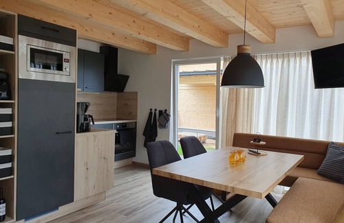 Kotschach-Mauthen Ski Chalet | Indulge in Ski-In/Ski-Out Comfort with Pool & Spa Access