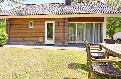 Reutum House | Scenic Chalet with Breathtaking Views and Spa Amenities