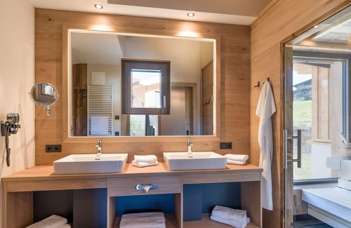 Mariastein House | Chalet with mountain view and sauna in Mariastein Hohe Salve