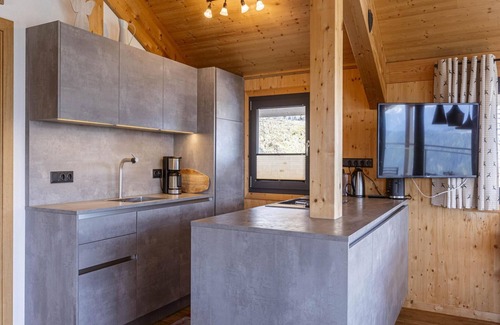 Pichl-Preunegg Ski Chalet | Inviting Chalet in Schladming with Spa & Parking Available